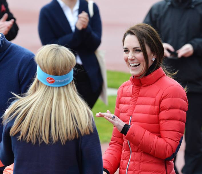 Kate Middleton, moglie del principe Williams, ha partecipato con il marito e il cognato Harry ad una manifestazione sportiva benefica all&#39;olimpico di Londra 